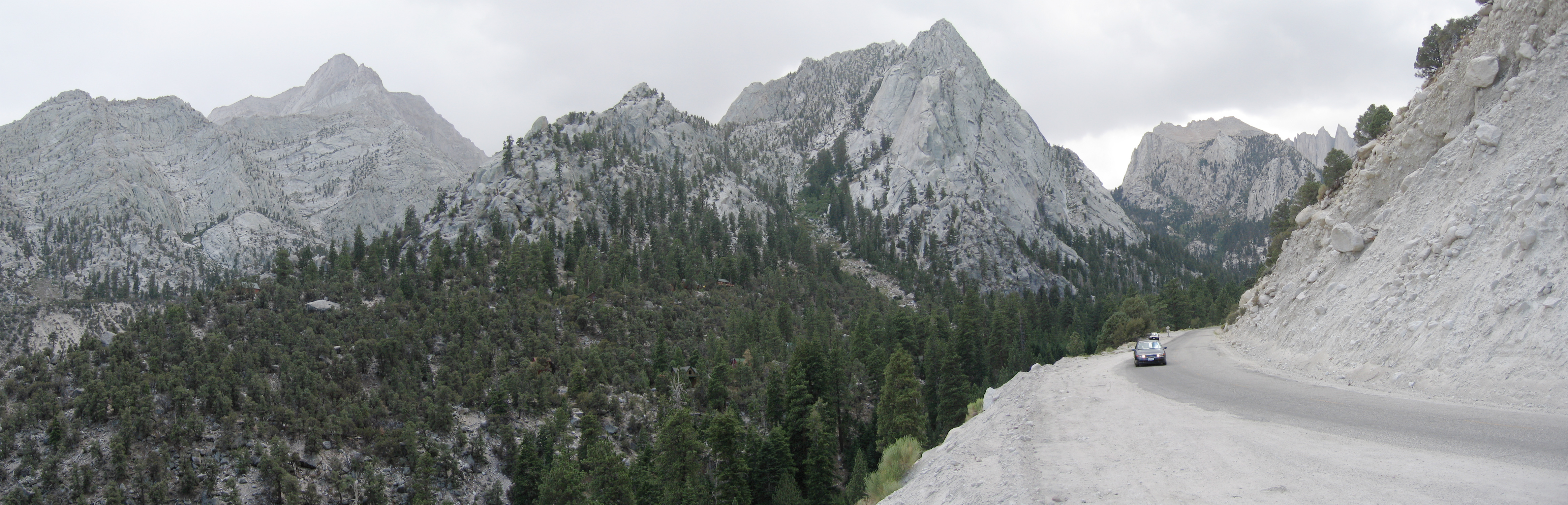 082 Peaks from Portal#0002